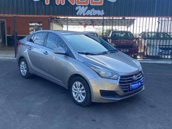 HYUNDAI HB20S 1.6 COMFORT STYLE 16V FLEX 4P AUTOMÁTICO